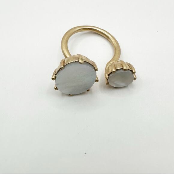 Mother of Pearl Ring Flat Double Gold tone MOP Small Size 4.75 * flaw - Picture 14 of 14